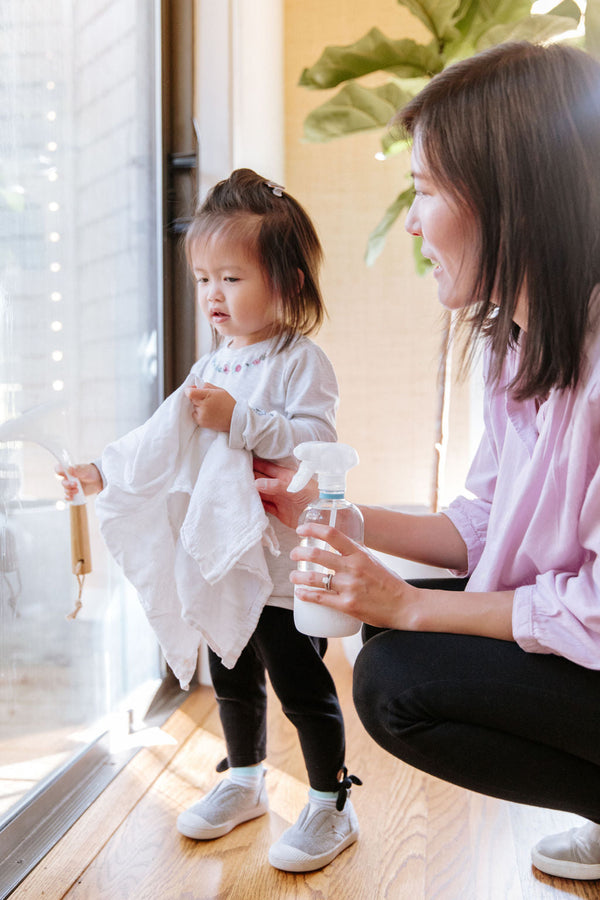 How to Get Kids to Clean Up After Themselves: 7 Tips