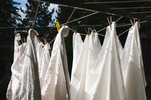 What are Optical Brighteners in Laundry Detergent?