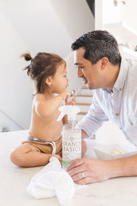 How To Clean Your Baby’s Toys And Bottles Naturally 